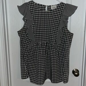 Women’s sleeveless blouse